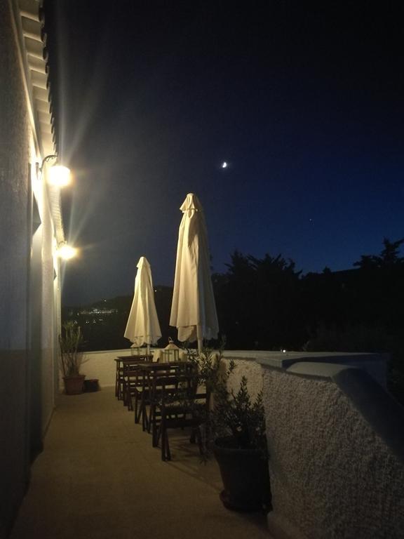Villa Metaxa Spétses Екстериор снимка